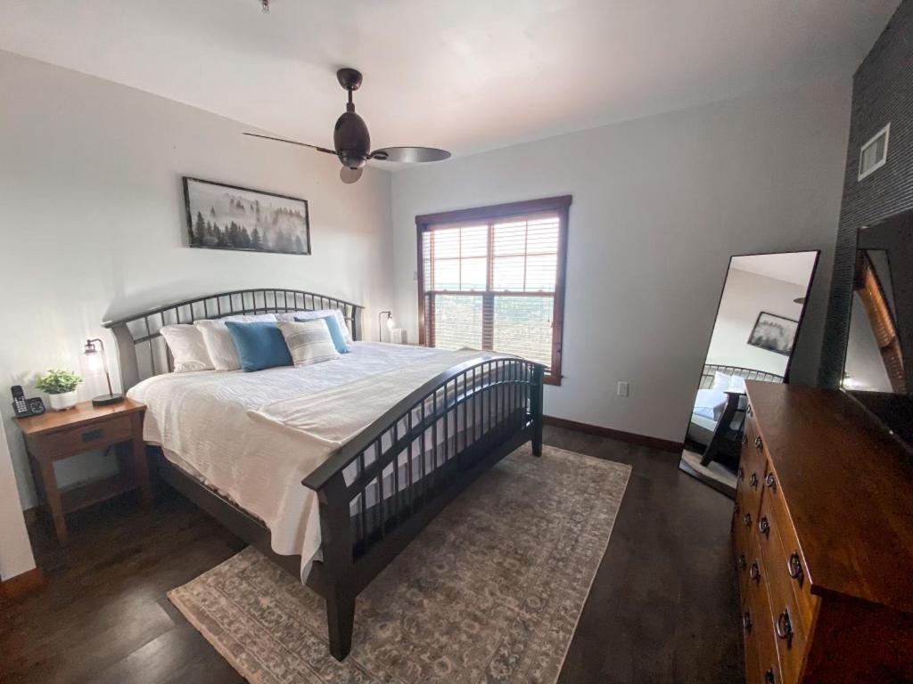 Remodeled Ski In-Out - 305 Soaring Eagle - Luxury! Dunmore Exterior photo