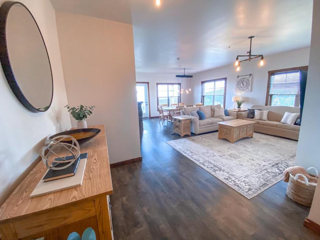 Remodeled Ski In-Out - 305 Soaring Eagle - Luxury! Dunmore Exterior photo